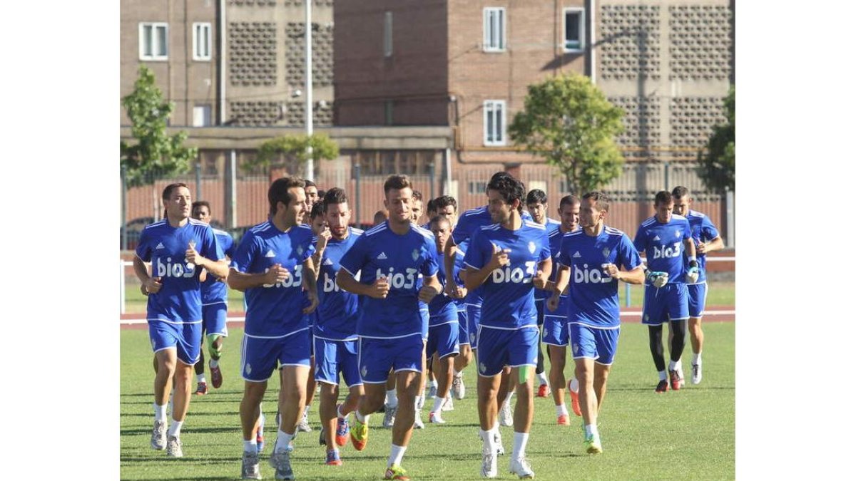 La Deportiva vuelve hoy al trabajo para preparar el partido del sábado ante el Sabadell.