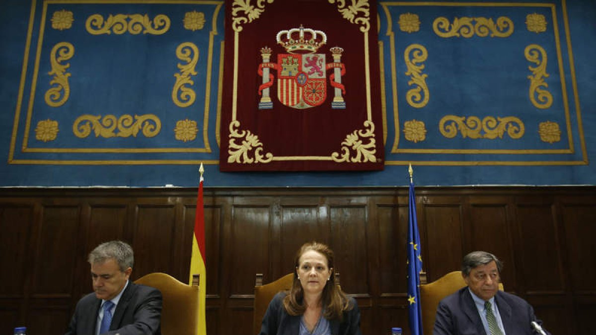 Federico Morán Abad, Montserrat Gomendio y Joaquín Moya-Angeler, ayer.