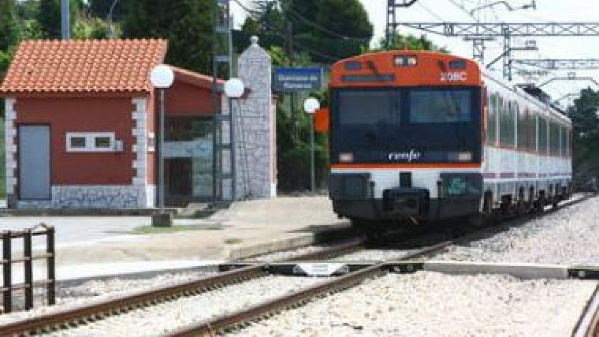 El corredor ferroviario León-Astorga-Ponferrada carece de un servicio de cercanías.