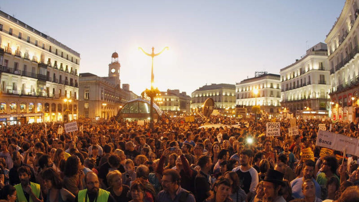 Miles de manifestantes en la madrileña Puerta del Sol.