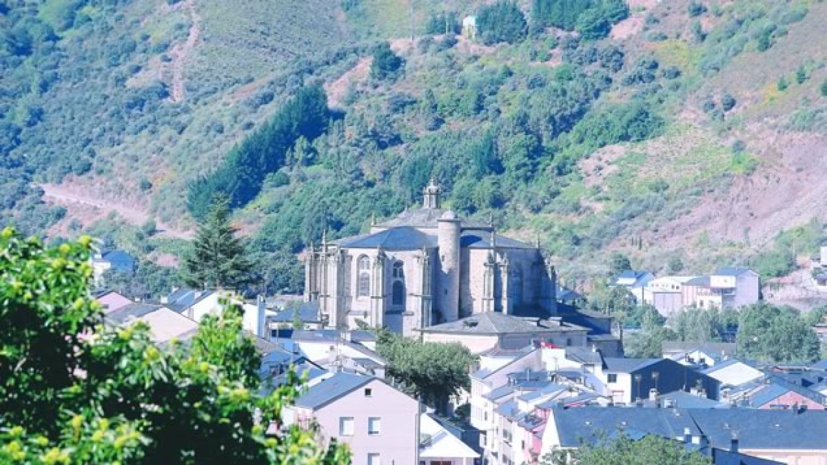 Vista de Villafranca del Bierzo, en una imagen de archivo. DE LA MATA