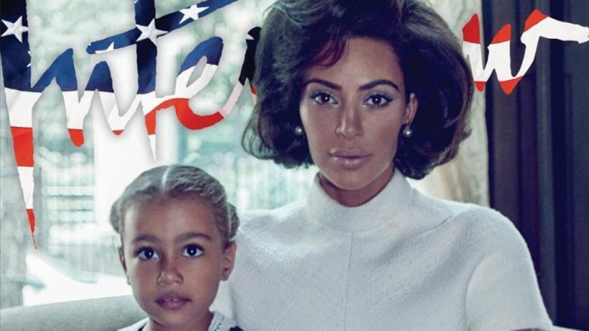 Kim Kardashian, con su hija, en la revista Interview