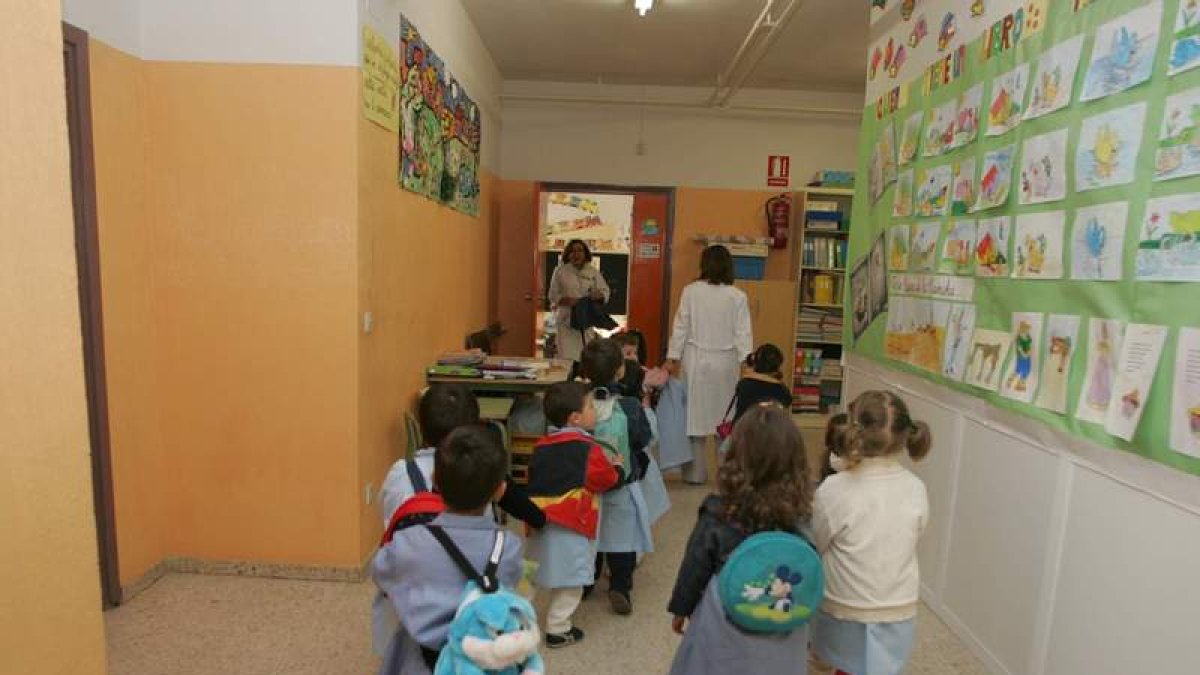 Niños de Infantil en el colegio de La Palomera. DANIEL