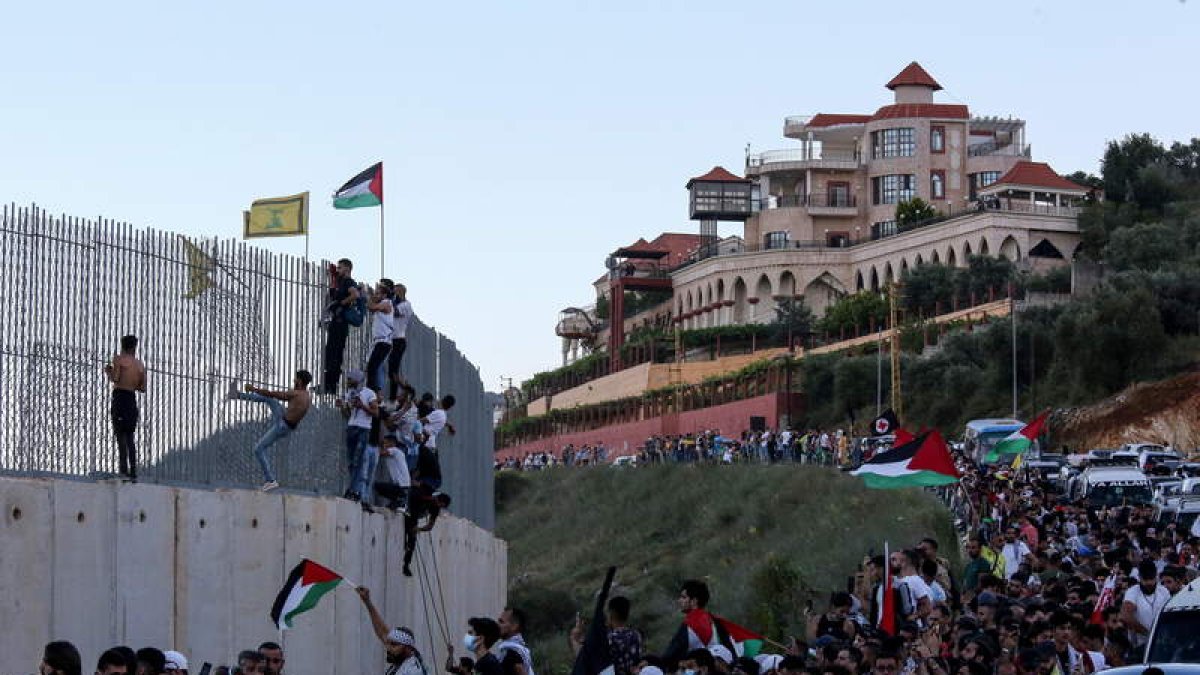 Las protestas y la tensión por la ofesiva israelí se extendieron a las fronteras de Líbano. NABI MOUNZER