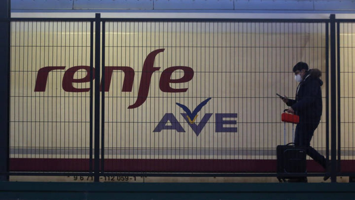 Estación de tren de León. FERNANDO OTERO PERANDONES