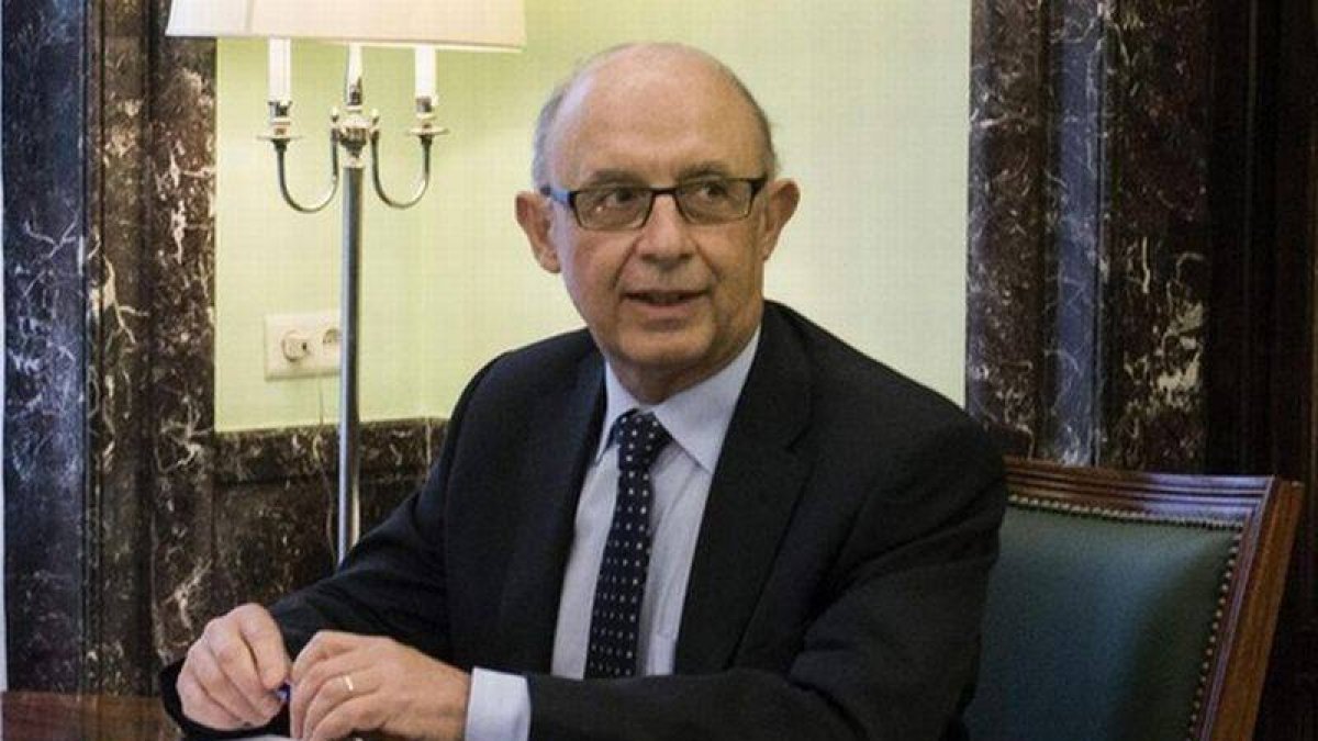 El ministro de Hacienda, Cristóbal Montoro, este martes.