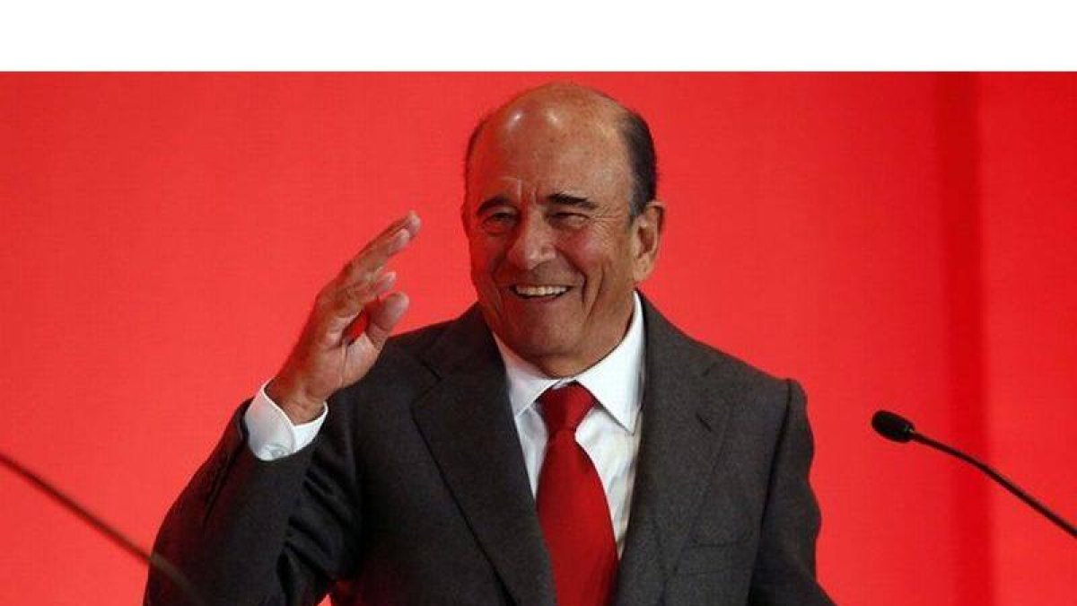 El presidente del Banco del Santander, Emilio Botín, durante la presentación de resultados el banco, el pasado enero.