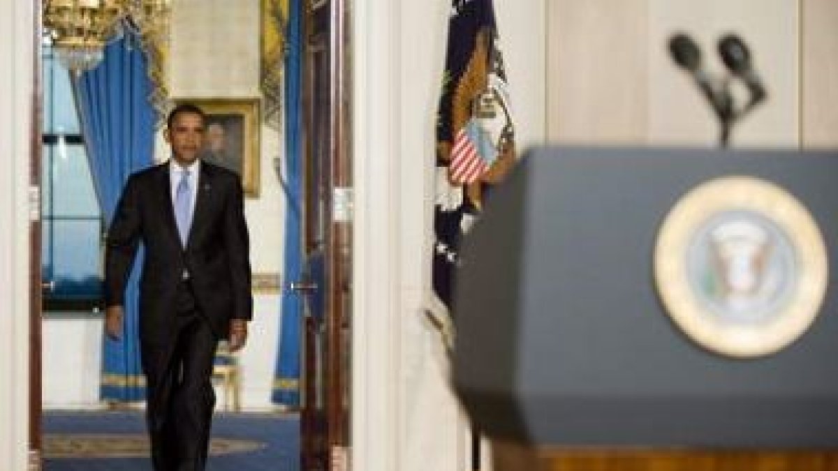 El presidente Obama se dispone a dar una rueda de prensa tras la reunión de ayer.