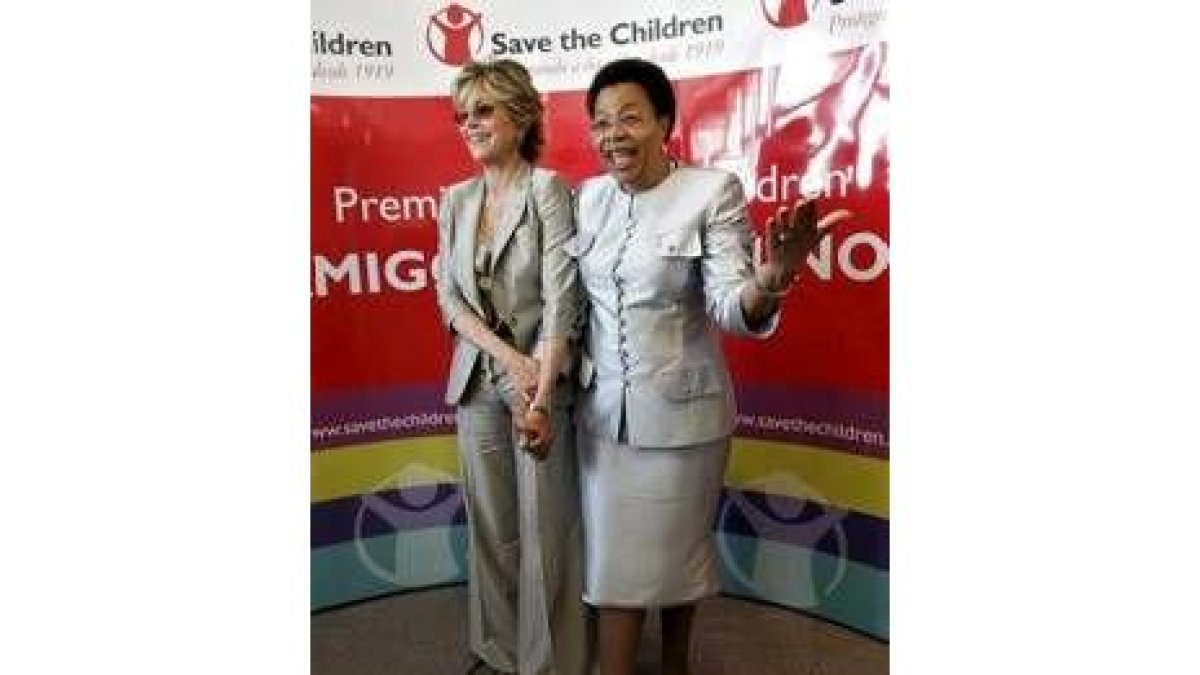 Jane Fonda y Graca Machel, a su llegada al acto