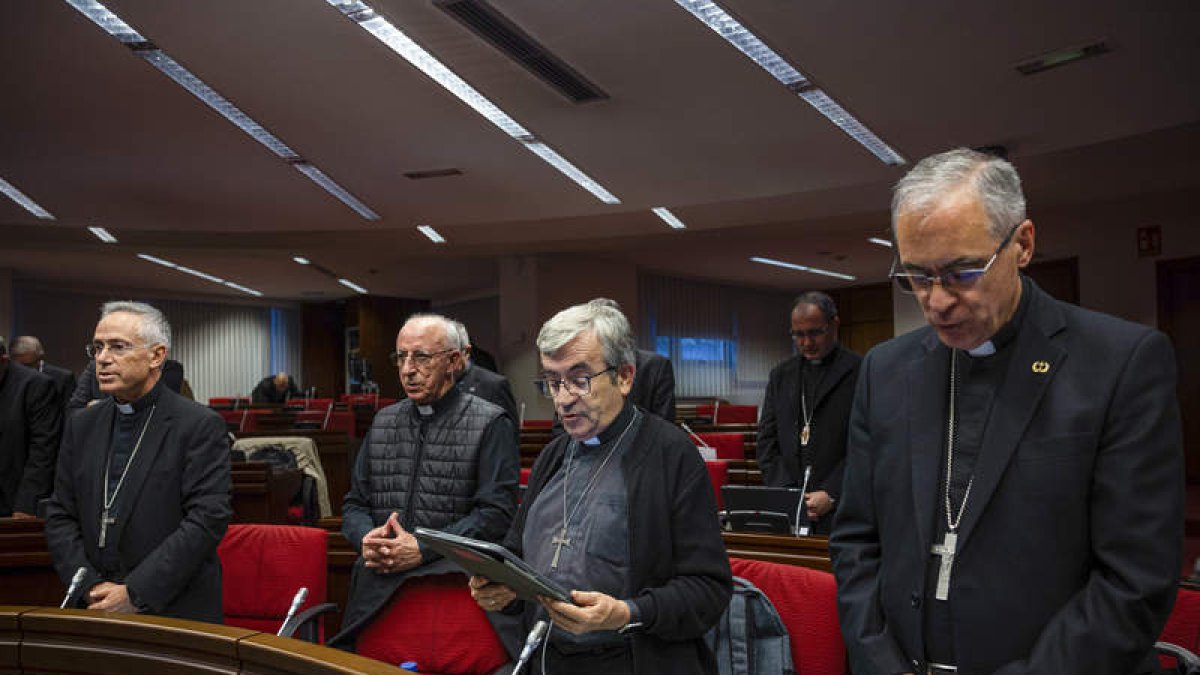Asamblea plenaria de la Conferencia Episcopal sobre el informe del Defensor del Pueblo. DANIEL GONZÁLEZ
