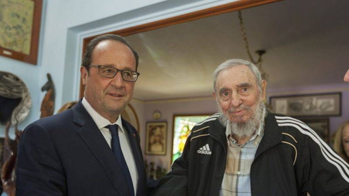 François Hollande y Fidel Castro.