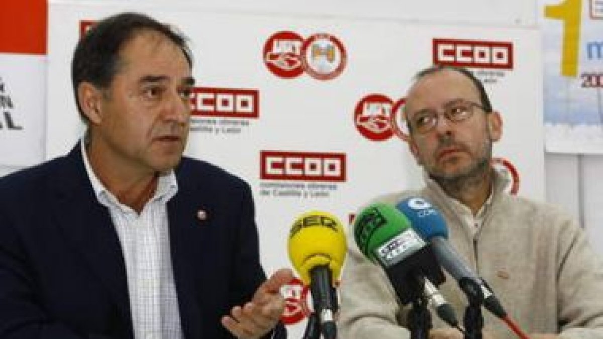 Arturo Fernández e Ignacio Fernández, durante la presentación del 1º de Mayo