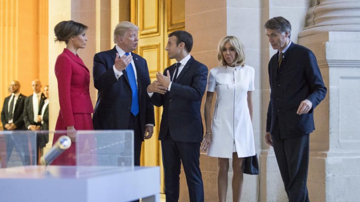 Encuentro de Donald y Melania Trump con Emmanuel y Brigitte Macron en Los Inválidos.