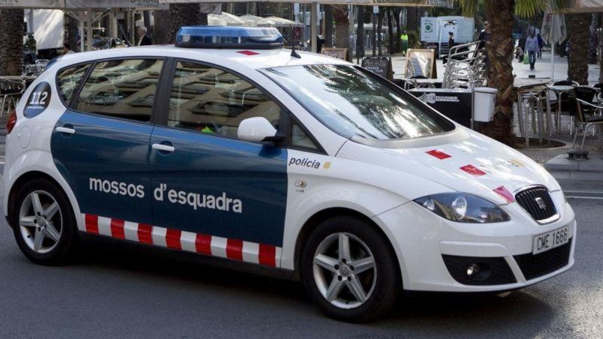 Un coche de los Mossos en una imagen de archivo.