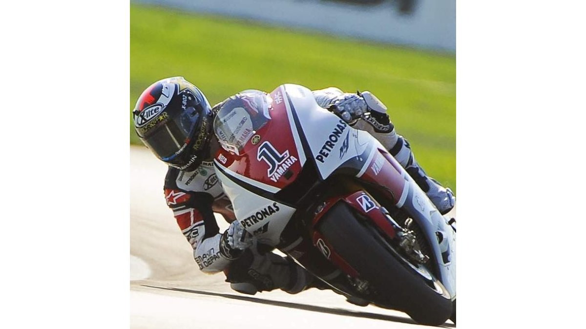 Jorge Lorenzo, en acción durante la clasificación en MotoGP.