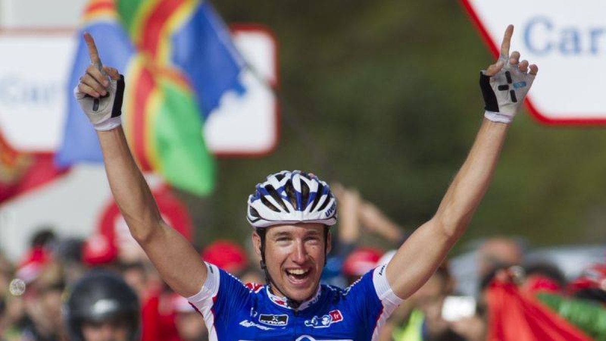 El francés Alexandre Geniez se ha impuesto en solitario en la etapa reina de la Vuelta.