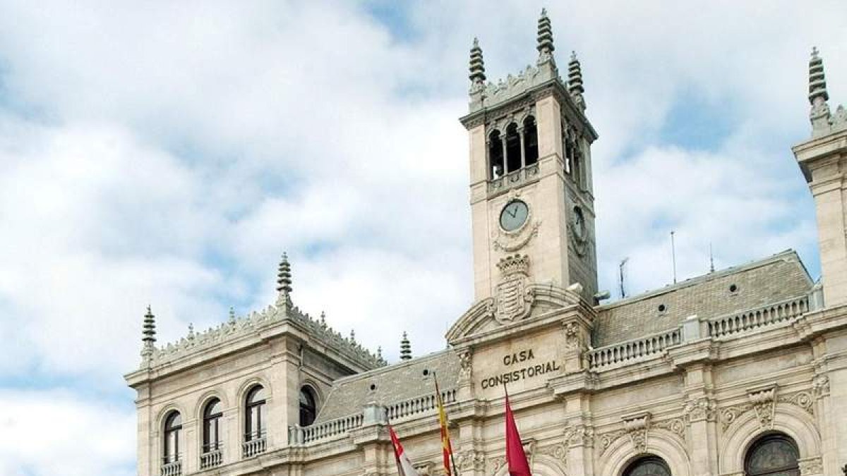 Foto de archivo del Ayuntamiento de Valladolid, en la plaza mayor de la ciudad del Pisuerga.