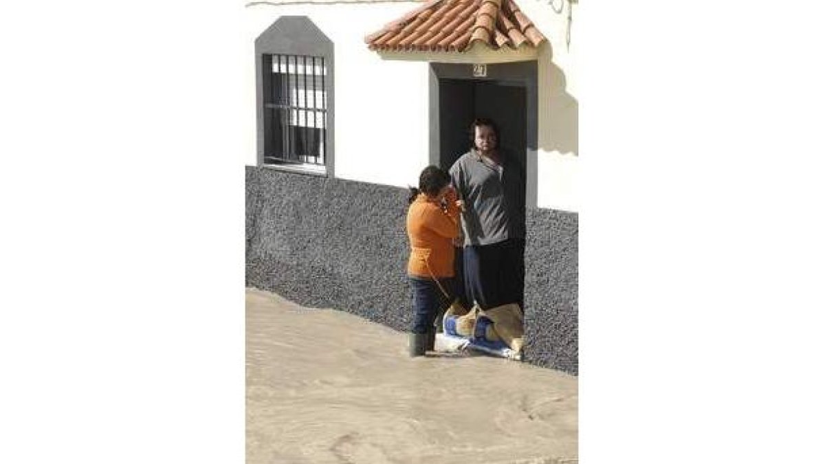 Casas de Jerez inundadas hasta el tejado.