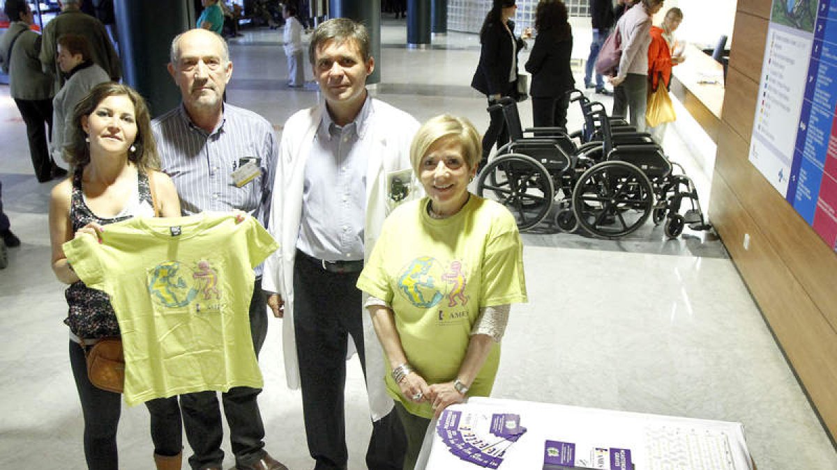 Inma Reyero, José Miguel García, Javier Tejada García (neurólogo) y Luisa Toribio.