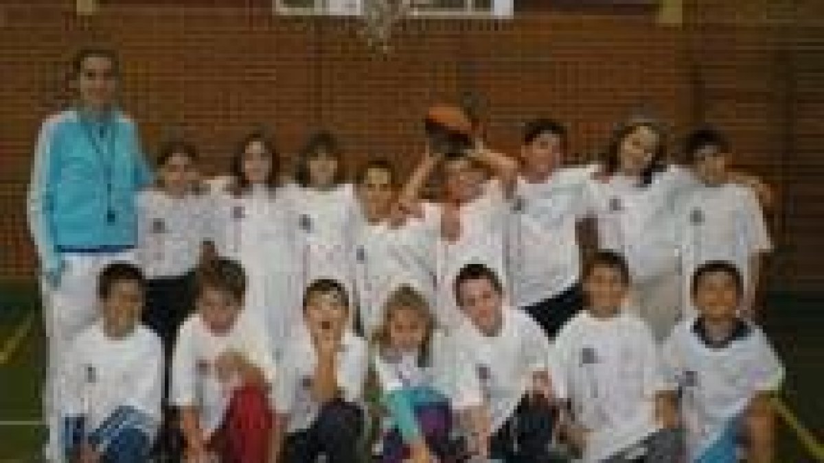 La modalidad de baloncesto empieza en benjamines