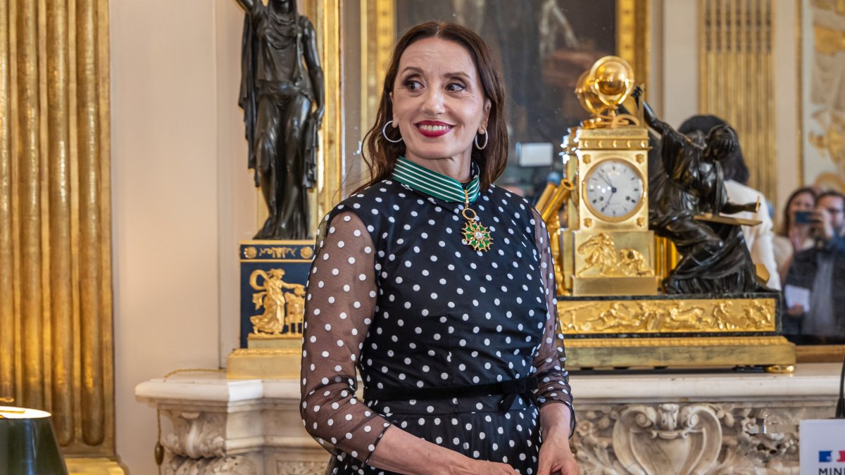 Luz Casal recibió la Medalla de las Artes de Francia el pasado mes de marzo. CHRISTOPHE PETIT TESSON