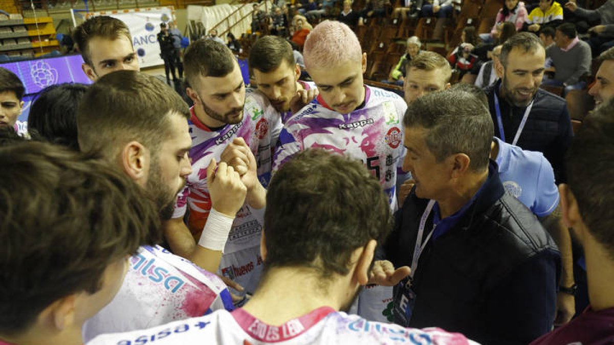 Partido de balonmano Ademar - Guadalajara. F. Otero Perandones.