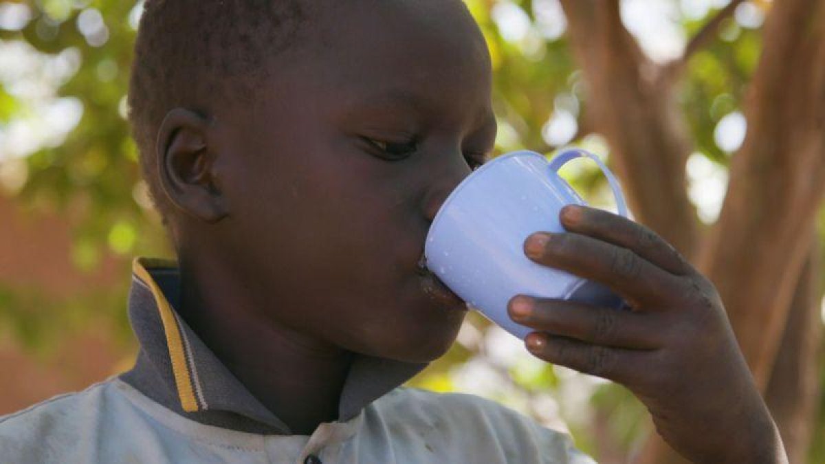 Falta de agua potable provoca más muertes en niños que los conflictos, según Unicef.