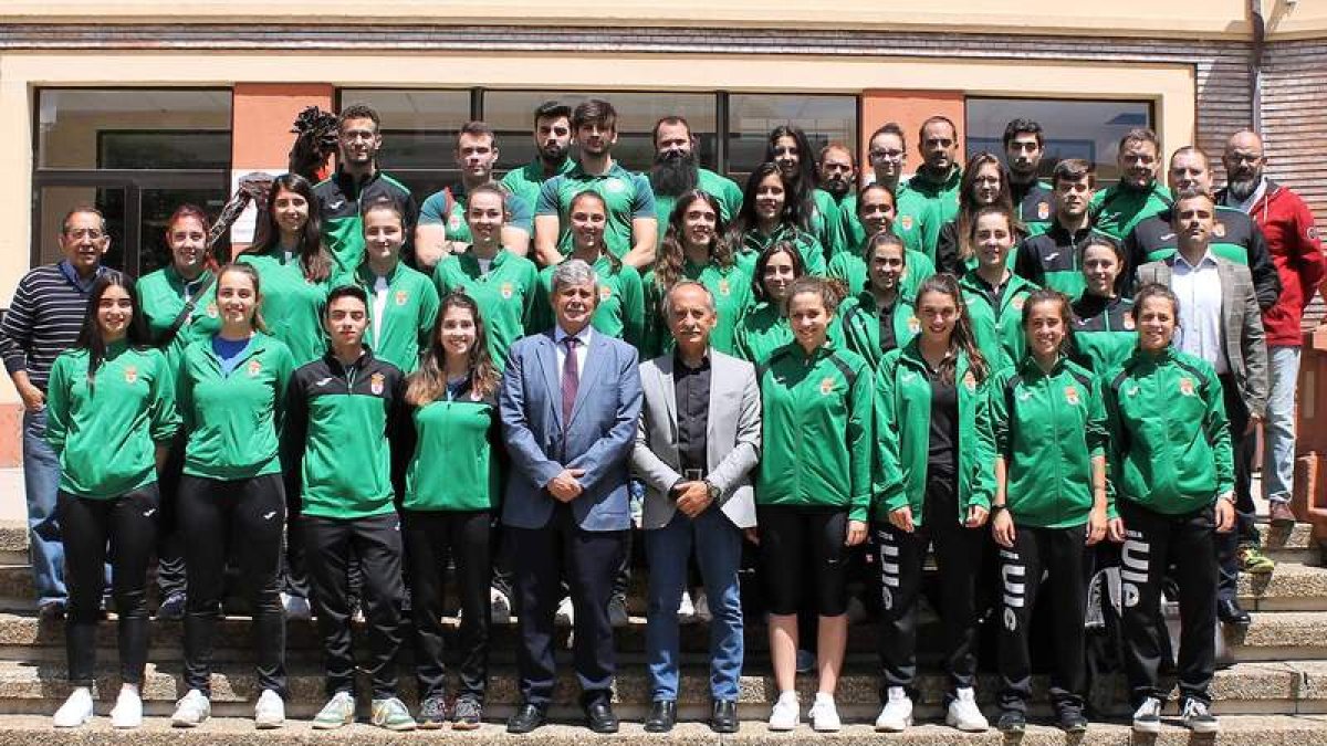 La Universidad de León reconoció a sus deportistas. DL