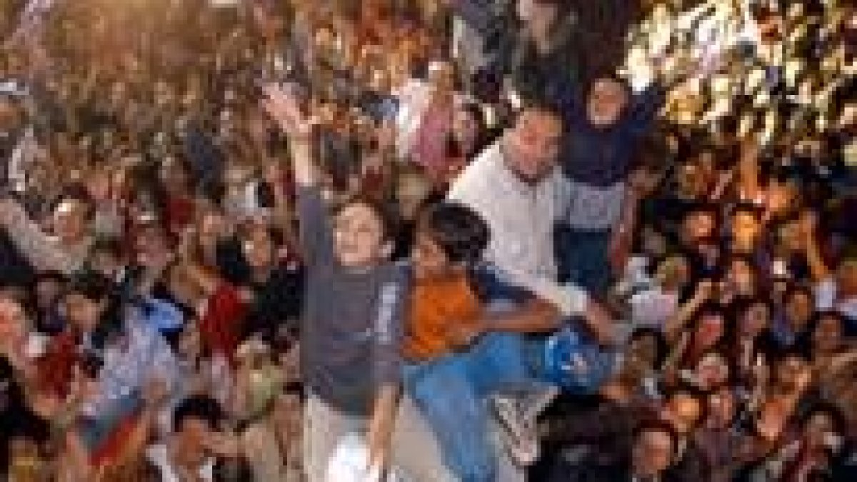 Miles de simpatizantes de Berger celebran su victoria en Guatemala