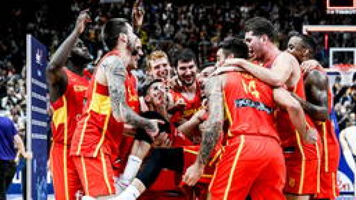 España firmó una actuación sobresaliente para meterse en la final del Eurobasket. SINGER