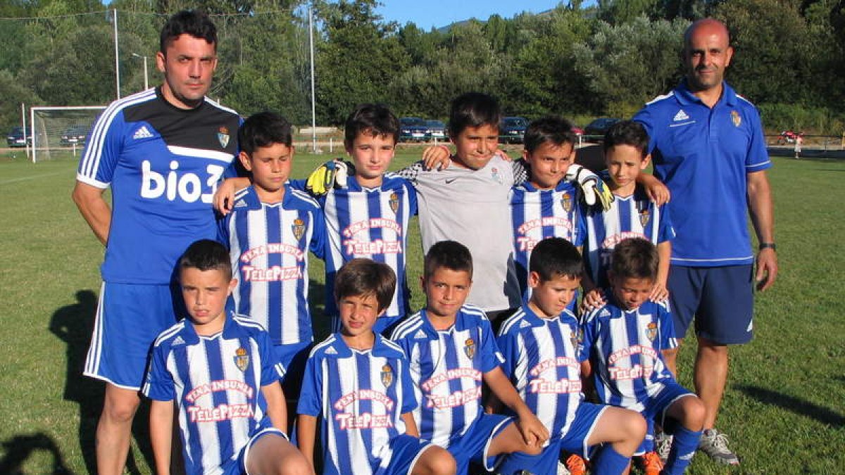 Formación benjamín de la Ponferradina.