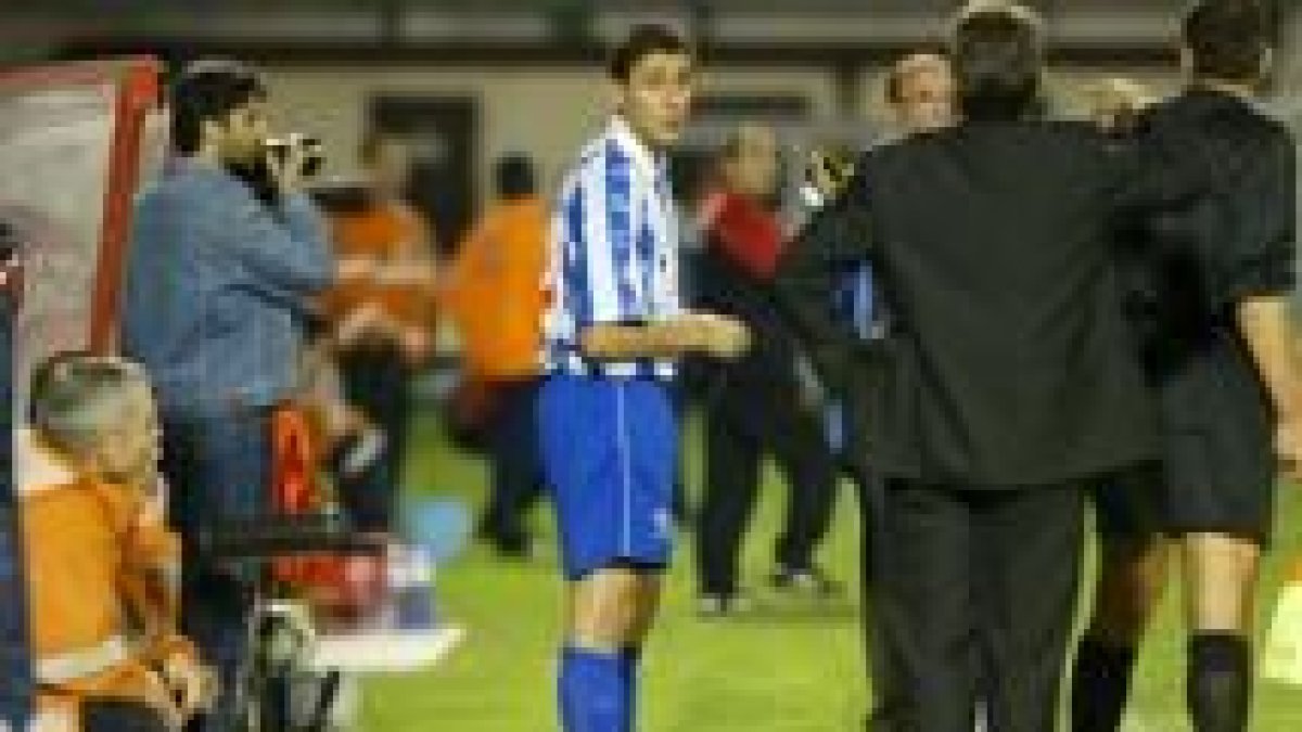 José Antonio Soto volverá a la titularidad debido a los problemas físicos de Toñín