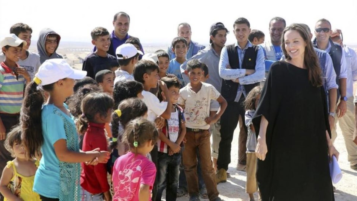 Angelina Jolie ha visitado el campo de refugiados de Azraq (Jordania).