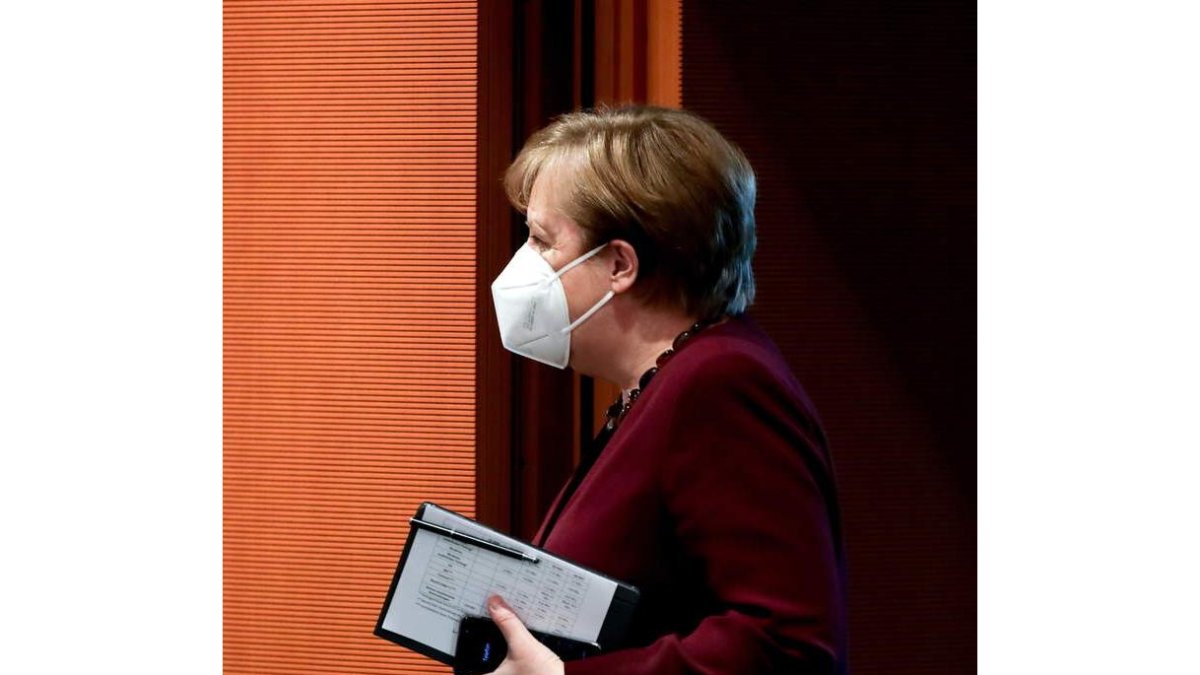 Angela Merkel en el Parlamento alemán, la pasada semana. FILIP SINGER