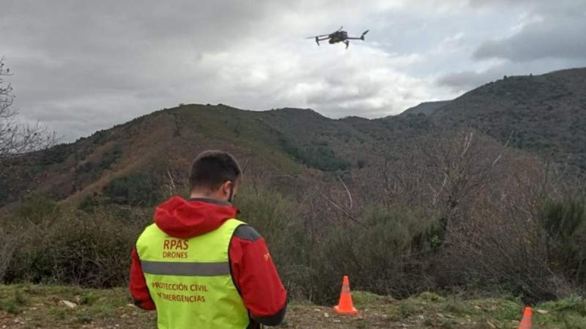 El uso de drones tampoco ha servido para dar con alguna pista del desaparecido. JCYL