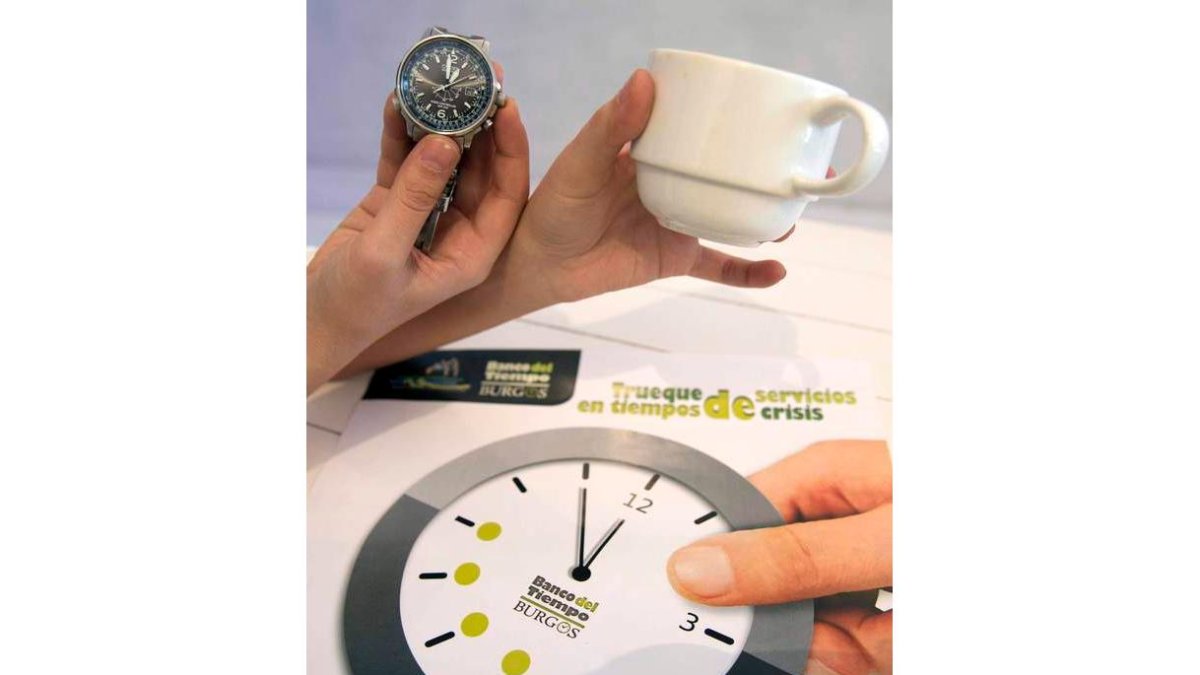 En el Banco del Tiempo se puede hacer trueque para cambiar objetos o actividades.