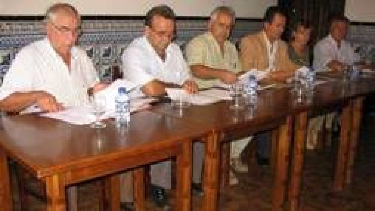 Emilio Cabeza, Benjamín Geijo, Carlos Cabezas, Joaquín Llamas, Mariló Maroto y Ángel Carrera