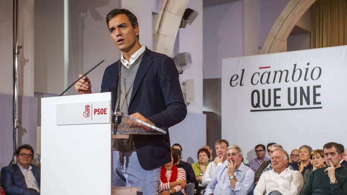 Sánchez, durante su intervención en la presentación de los candidatos por Burgos.