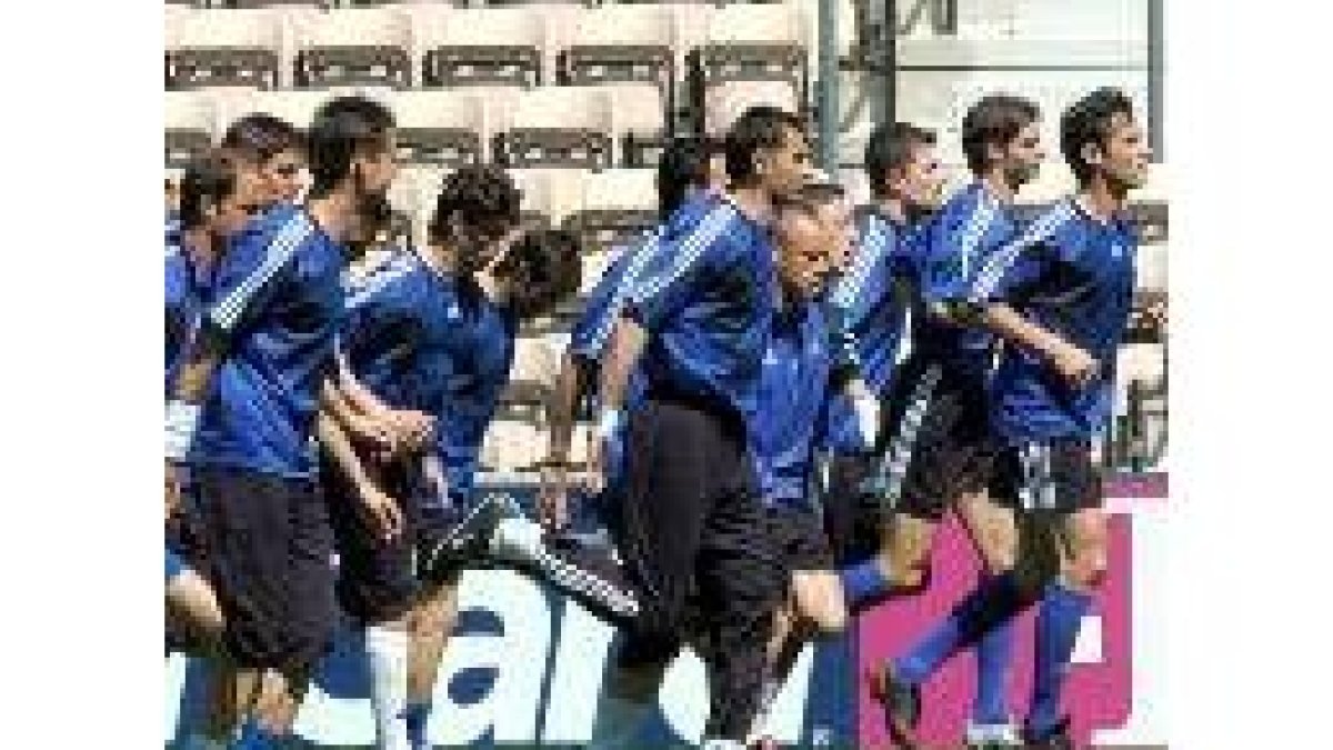 Los jugadores de Grecia realizaron ayer el último entrenamiento antes de medirse hoy a España