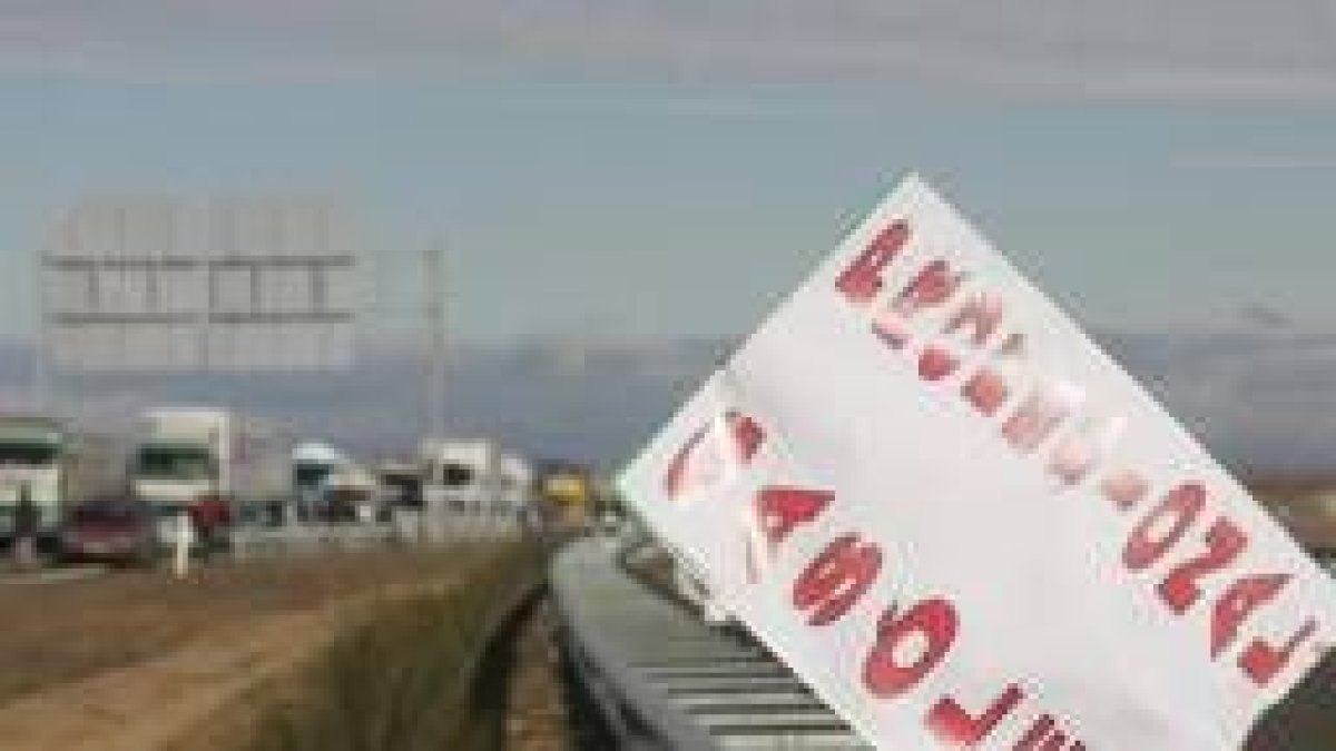 Los agricultores se manifestaron por el gasóleo profesional el día 30