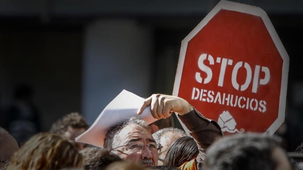 Manifestación contra los desahucios por problemas con las hipotecas.