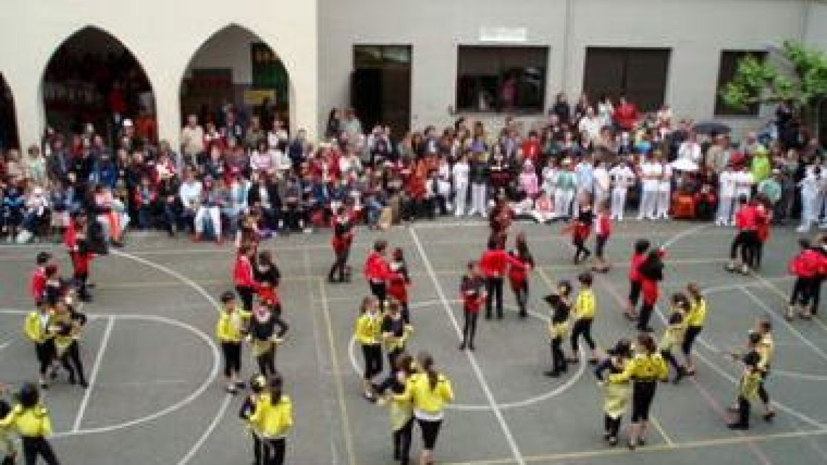 Imagen de archivo de las actividades del colegio de Las Carmelitas.