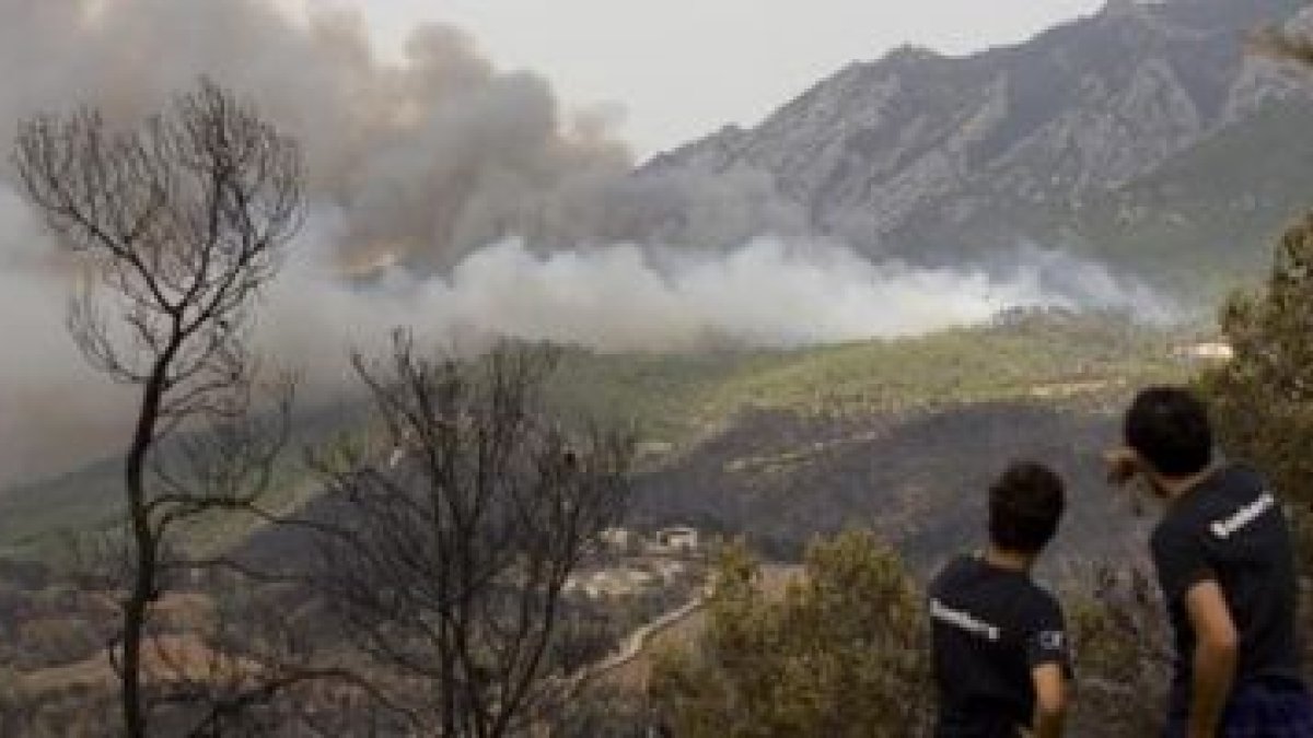 Incendio en Horta de Sant Joan.