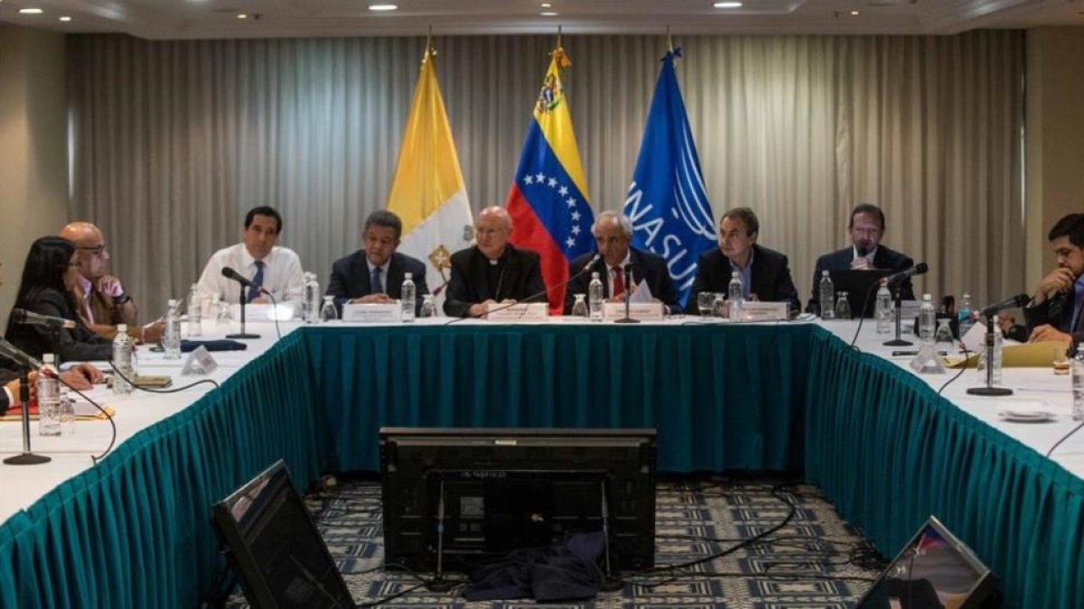 Reunión de la mesa de diálogo, en Caracas.