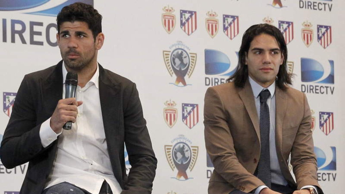 Diego Costa y Falcao coincidieron ayer en la presentación de la Copa Euroamericana de Directv.