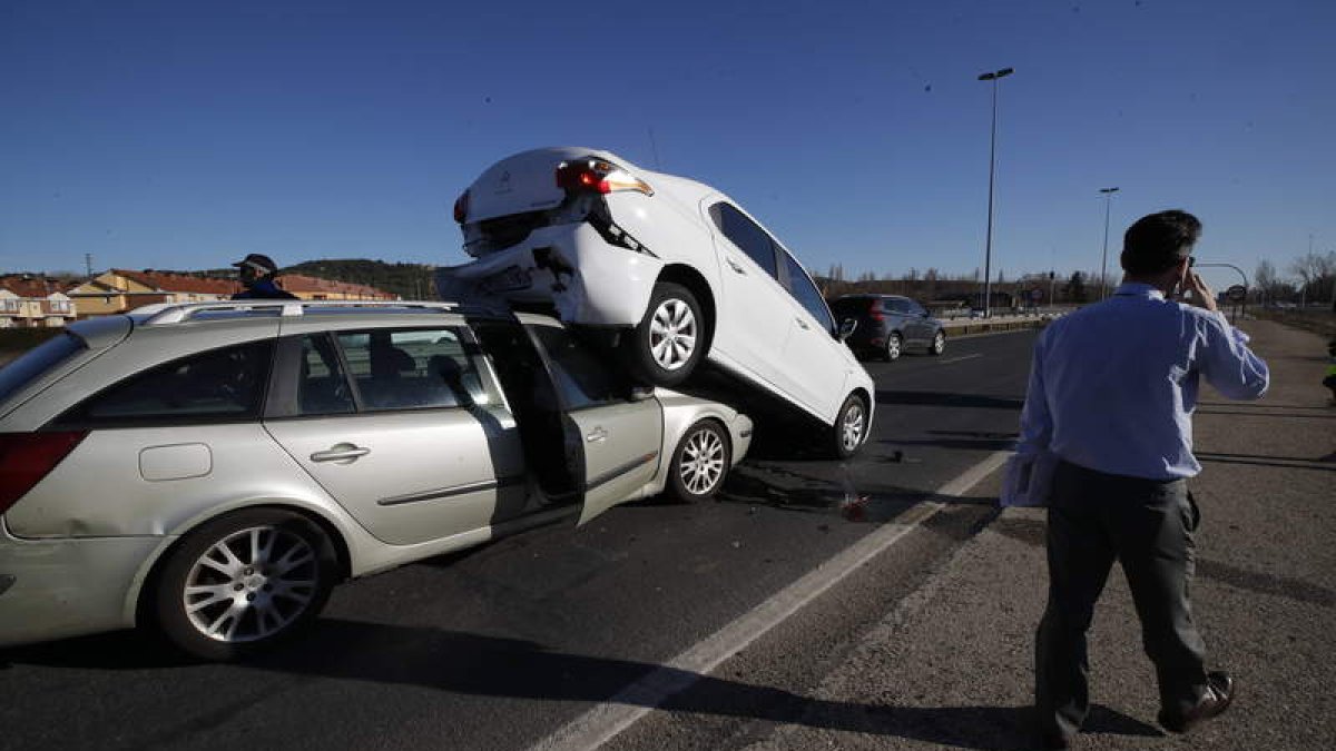 Imagen de archivo de un accidente de tráfico en la zona de La Granja. RAMIRO