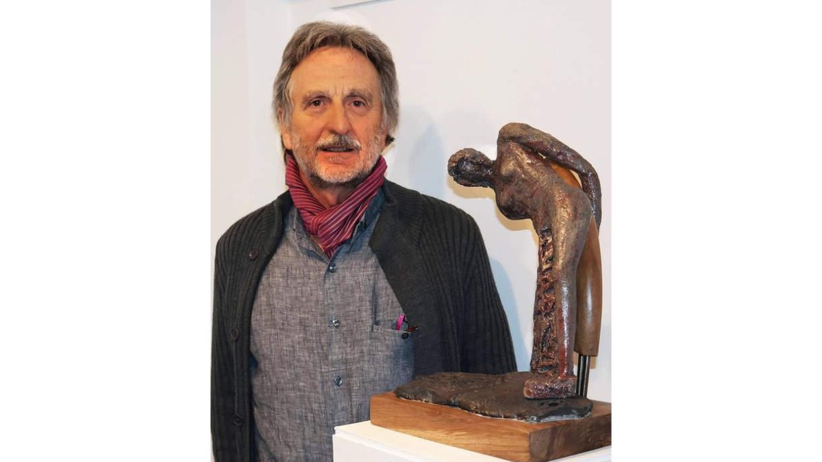El escultor leonés Mariano Gutiérrez Gutiérrez.