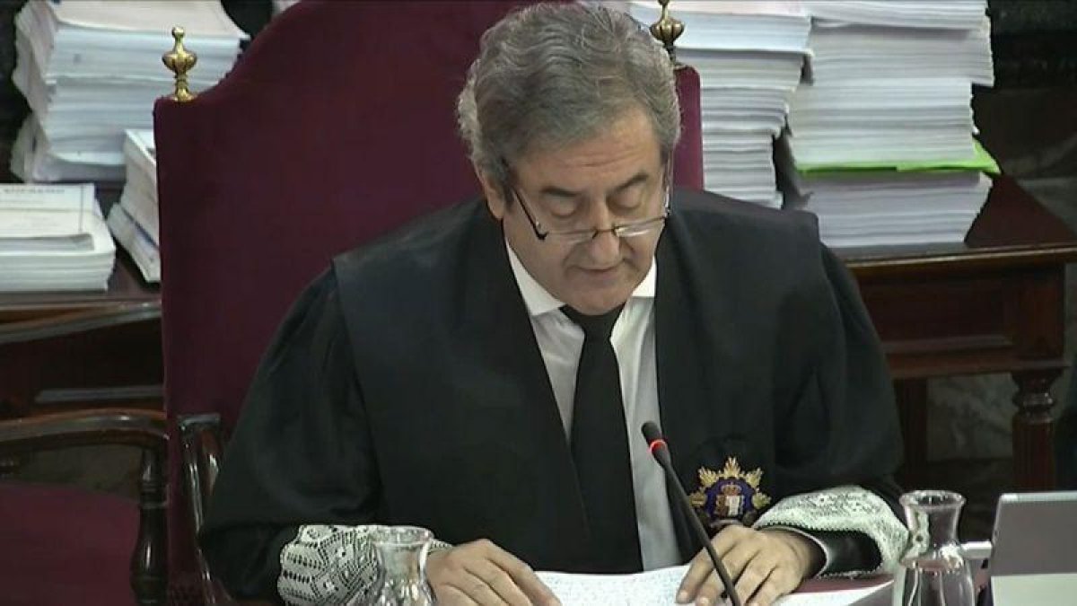 El fiscal Javier Zaragoza defiende que juicio del procés es en defensa de la democracia.