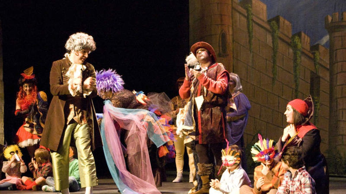 Un instante en el montaje de ‘La pequeña flauta mágica’, espectáculo estrenado en el Teatro Bellas Artes de Madrid.