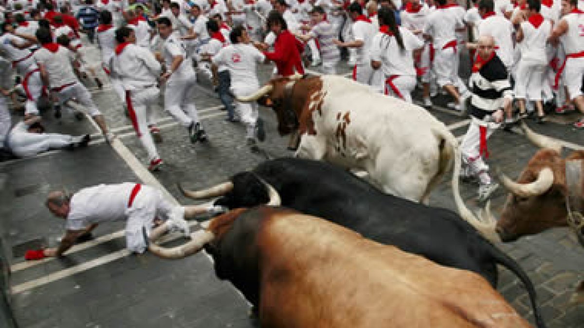 Apuros de un mozo en la curva de Mercaderes.